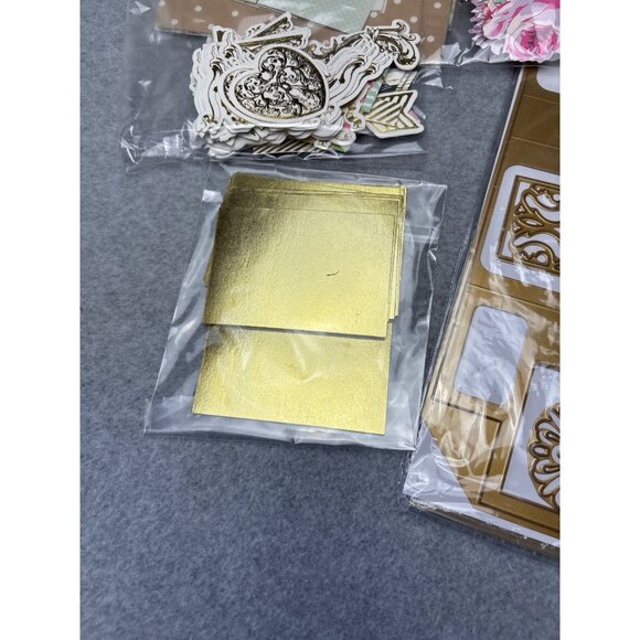 Anna Griffin Fancy Flips Card Making Kit & Cutting Dies New Makes 30 Cards - Picture 3 of 16